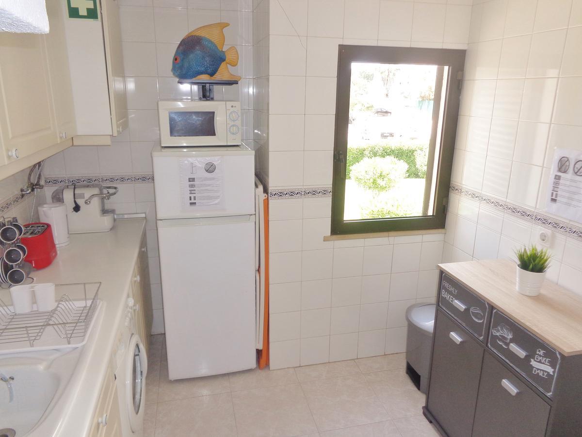 Apartamento Praia Dos Salgados อัลบูเฟรา ภายนอก รูปภาพ